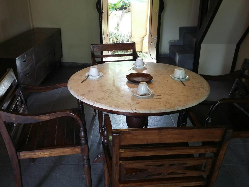Puri Kutat Lestari Hotel Sanur Екстериор снимка